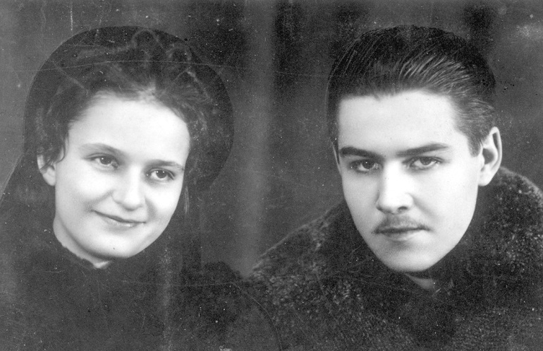 Богуслав Венжик с наречённой невестой Иоанной Станкевич, проживавшей в Лиде. 1939 г.